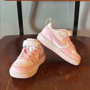 Toddler girl Nike Pink and White court borough low recraft Sneakers